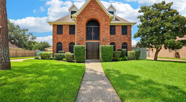 Photo of 1712 White Wing Cir, Friendswood, TX 77546