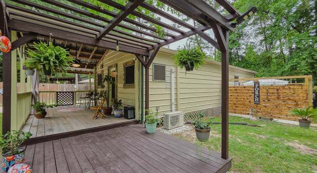 Photo of 309 Medina Dr, Trinity, TX 75862