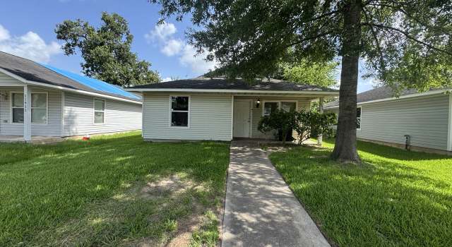 Photo of 11915 Greenmesa Dr, Houston, TX 77044