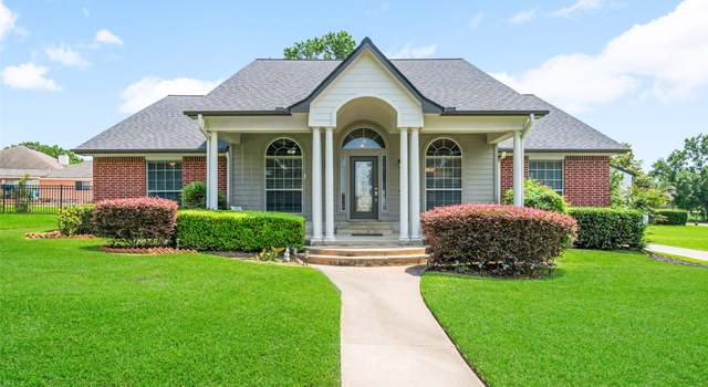 Photo of 5224 Shorewood Dr, Willis, TX 77318