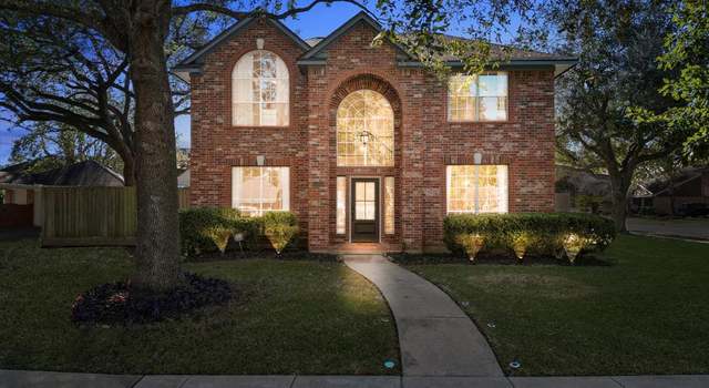 Photo of 1317 Danielle Ln, Pearland, TX 77581