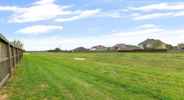 Photo of 1812 High Falls Ln, Pearland, TX 77581