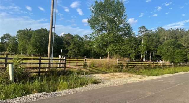Photo of 6635 Brown Rd, Saratoga, TX 77585