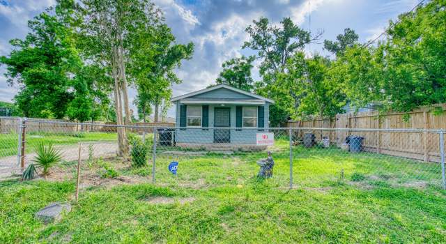 Photo of 10625 Exeter St, Houston, TX 77093