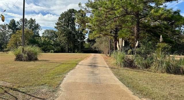 Photo of 191 Palmetto Dr, Oakhurst, TX 77359