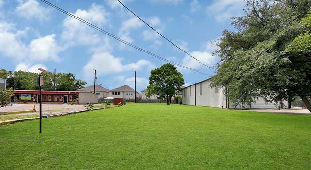 Photo of 0000 N Broadway St, La Porte, TX 77571