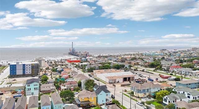 Photo of 2328 Bernardo De Galvez Ave, Galveston, TX 77550