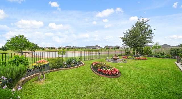 Photo of 8019 Bellaria Lake Ln, Richmond, TX 77407