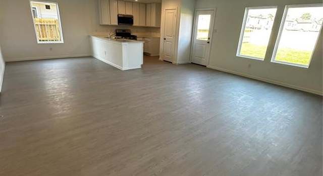 Photo of 104 Stran St, Wharton, TX 77488