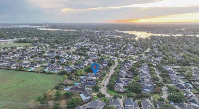 Photo of 2225 Scenic Shore Dr, Seabrook, TX 77586