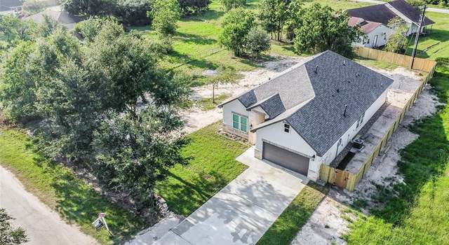 Photo of 620 Lily St, Waller, TX 77484