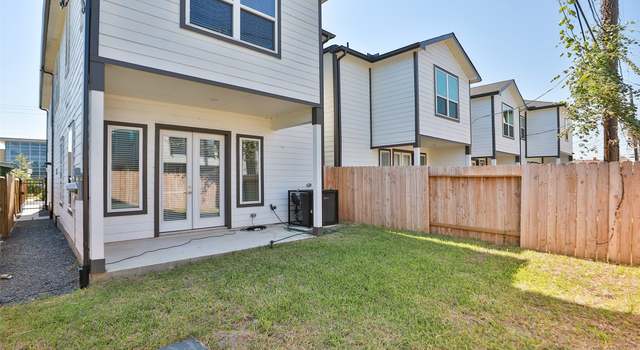 Photo of 121 E 43rd St Unit B, Houston, TX 77018