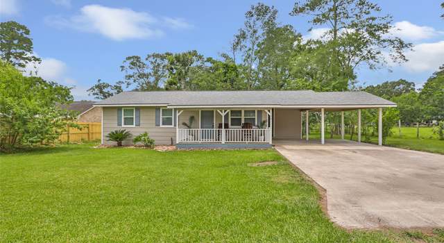 Photo of 56 County Road 2101, Liberty, TX 77575