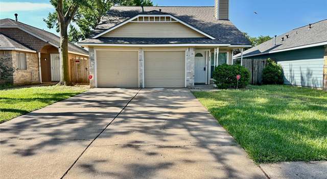 Photo of 17611 Northhagen Dr, Houston, TX 77084