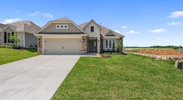 Photo of 1447 Lake Ridge Dr, Brenham, TX 77833
