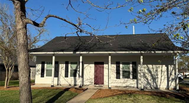 Photo of 702 Hollyhock St, Richwood, TX 77531