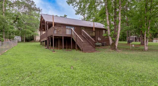 Photo of 180 E Woodland Shores Dr, Pointblank, TX 77364