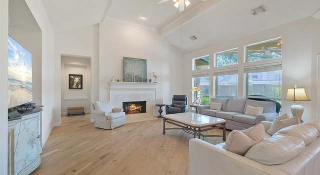 Photo of 7915 Chianti Ct, Sugar Land, TX 77479