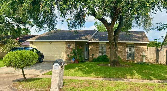 Photo of 16203 Rapidcreek Dr, Houston, TX 77053