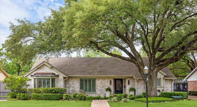 Photo of 10010 Piping Rock Ln, Houston, TX 77042