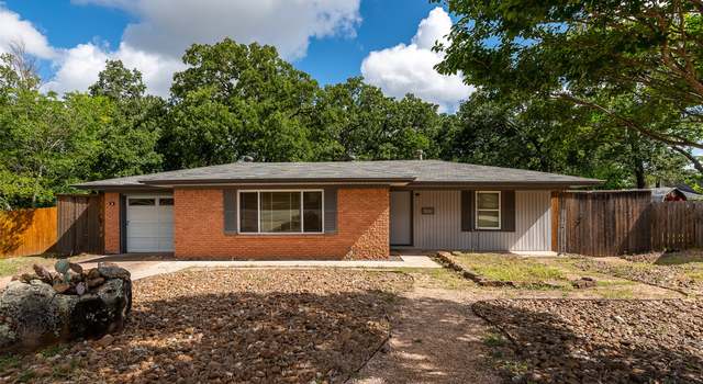 Photo of 406 Woodson Dr, Bryan, TX 77801