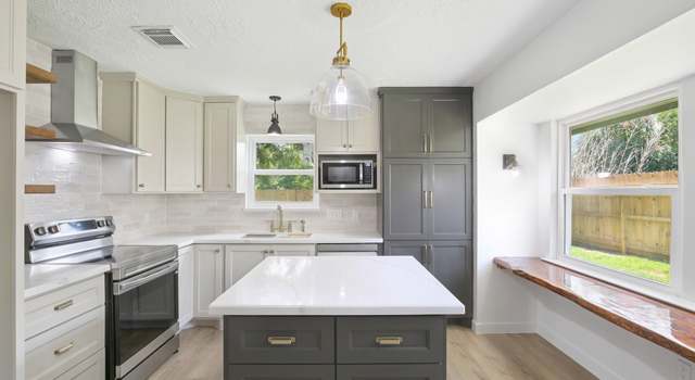 Photo of 534 Magnolia Bend St, League City, TX 77573