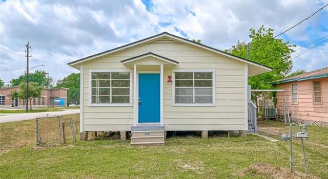 Photo of 4222 Sevan St, Bacliff, TX 77518