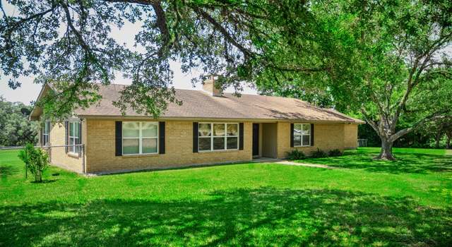 Photo of 1145 County Road 250, Weimar, TX 78962