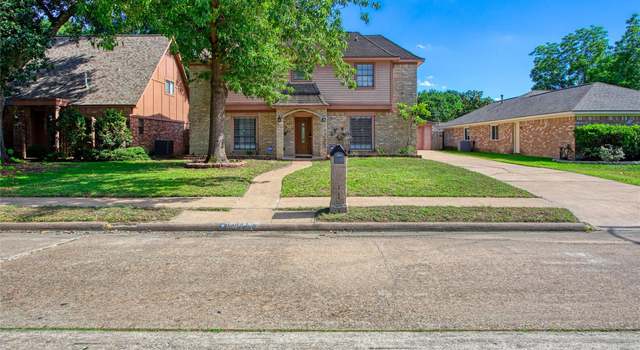 Photo of 15623 Ensenada Dr, Houston, TX 77083