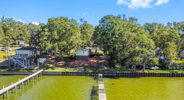 Photo of 210 Rain Forest Rd, Onalaska, TX 77360