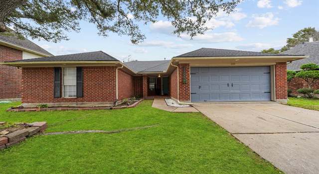 Photo of 2126 Westminister St, Pearland, TX 77581