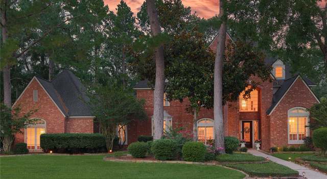 Property at 1906 Riverglen Forest Dr, Kingwood, TX 77345, 5 beds, 3.5 baths