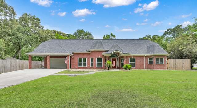 Photo of 1807 Carriage Hills Blvd, Conroe, TX 77384