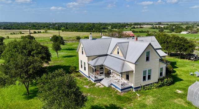 Photo of 381 County Road 291, Shiner, TX 77984