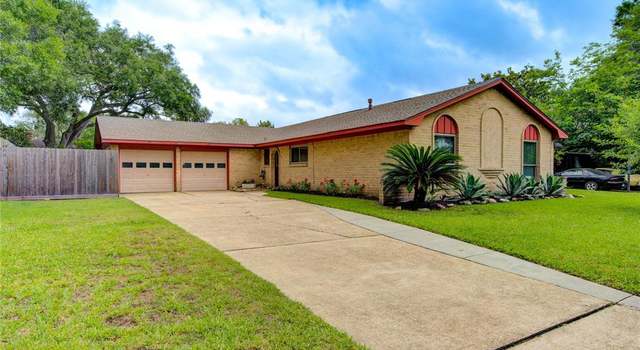 Photo of 10611 Sapling Way, Houston, TX 77031