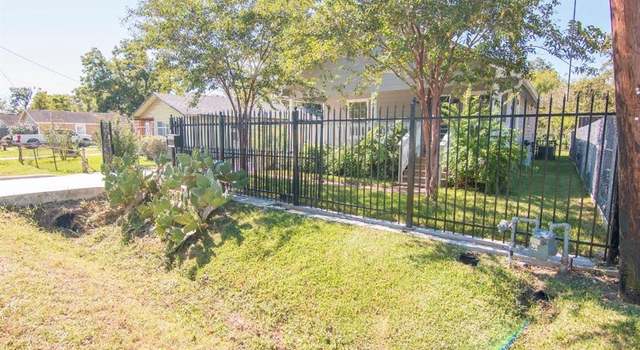 Photo of 7943 Hirsch Rd, Houston, TX 77016