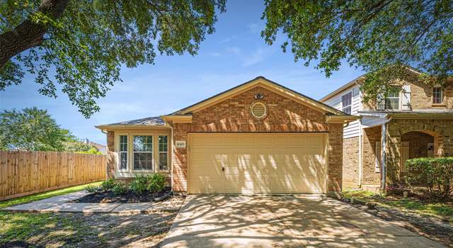 Photo of 10403 Deer Br, Missouri City, TX 77459