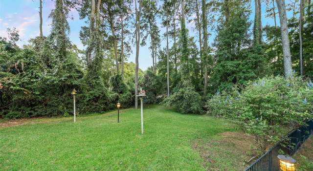 Photo of 102 Ridge Lake Ln, Montgomery, TX 77356