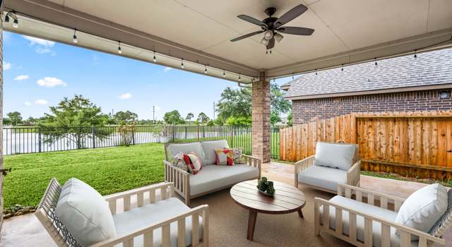 Photo of 2107 Pearl Bay Ct, Pearland, TX 77584