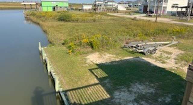 Photo of 1121 Gator Pt, Port Bolivar, TX 77650