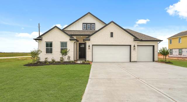 Photo of 301 Cobb Ct, Sealy, TX 77474