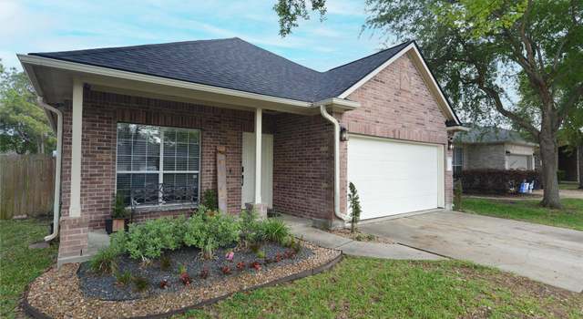 Photo of 6743 Hidden Colony Ln, Dickinson, TX 77539