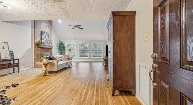 Photo of 9807 Hambleton Way Cir, Houston, TX 77065