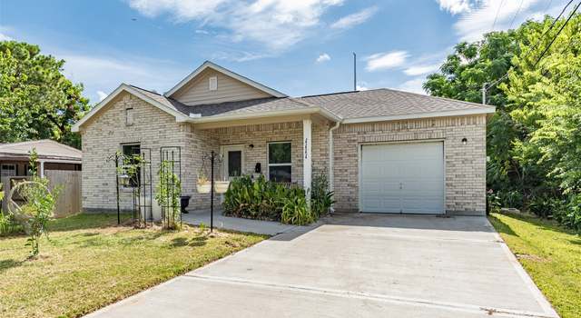 Photo of 1111 12th 1/2 St N, Texas City, TX 77590