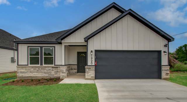 Photo of 1920 1st St, Hempstead, TX 77445