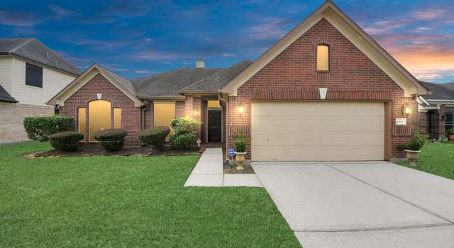 Photo of 10522 Ravens Way, Baytown, TX 77523