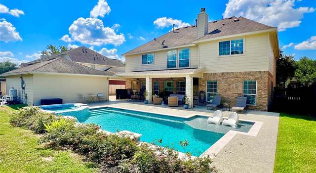 Photo of 3511 Blue Spruce Trl, Pearland, TX 77581