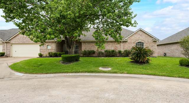 Photo of 810 Apple Blossom Dr, Pearland, TX 77584