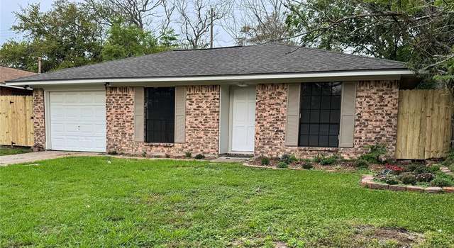 Photo of 926 Bacliff Dr, Bacliff, TX 77518