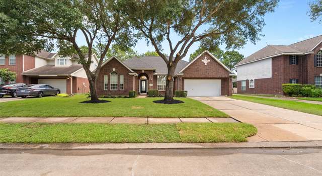 Photo of 11311 Bucks Bridge Ln, Sugar Land, TX 77498